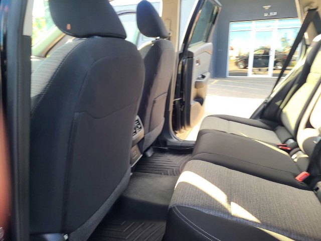 Used 2023 Nissan Rogue SV AWD/4WD image 23