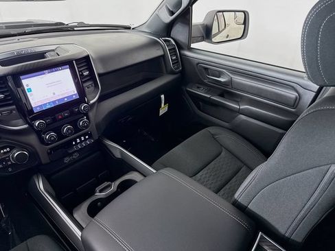New 2026 RAM 1500 Express AWD/4WD image 21