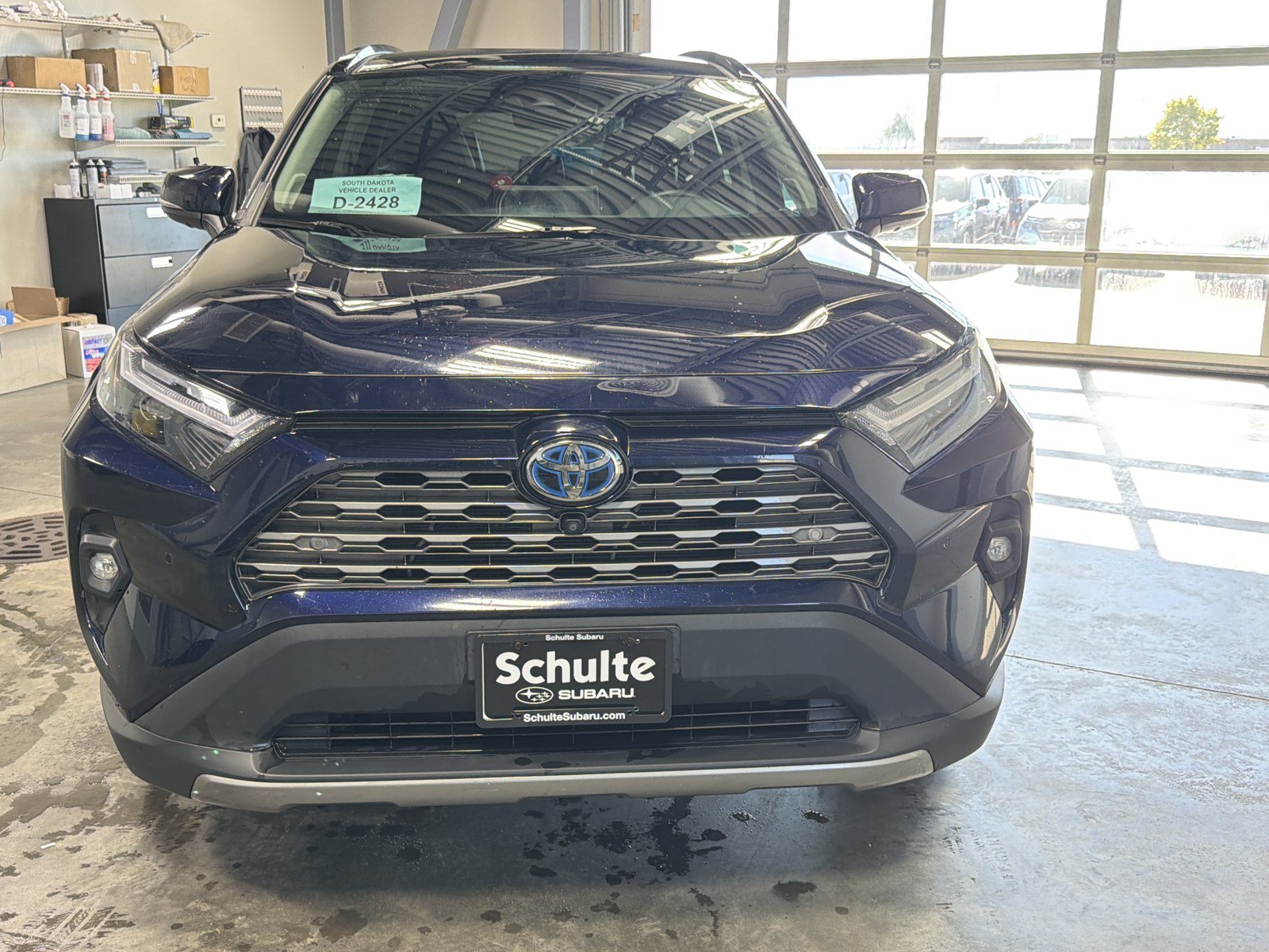 Used 2022 Toyota RAV4 Limited AWD/4WD image 2