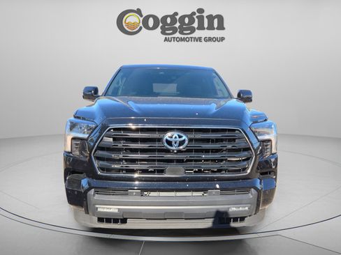 Used 2024 Toyota Sequoia SR5 image 8