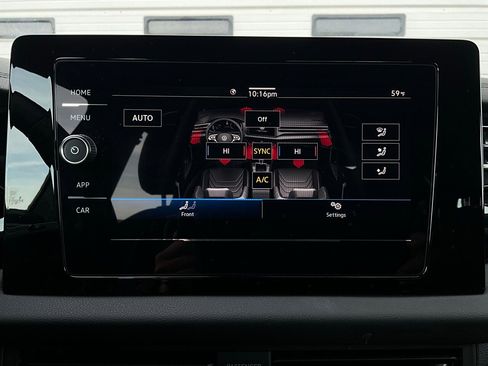 Used 2025 Volkswagen Jetta Sport image 28