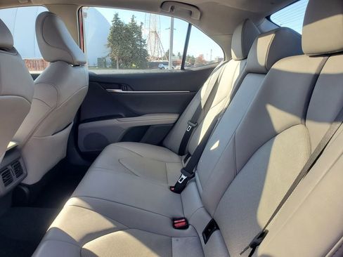 Used 2023 Toyota Camry XLE image 29