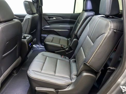 New 2026 Chevrolet Traverse High Country w/ LPO, Floor Liner Package image 10