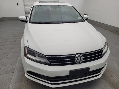 Used 2017 Volkswagen Jetta SE FWD image 14