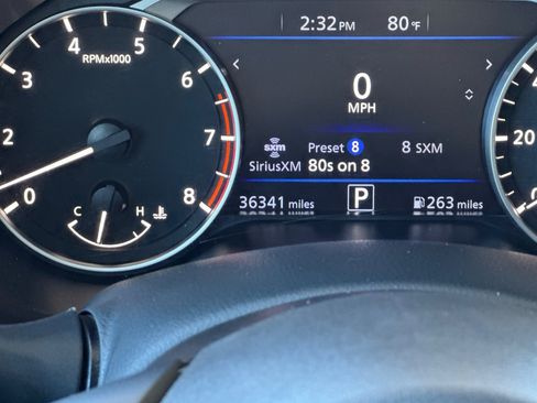 Used 2025 Nissan Altima 2.5 SV FWD image 24