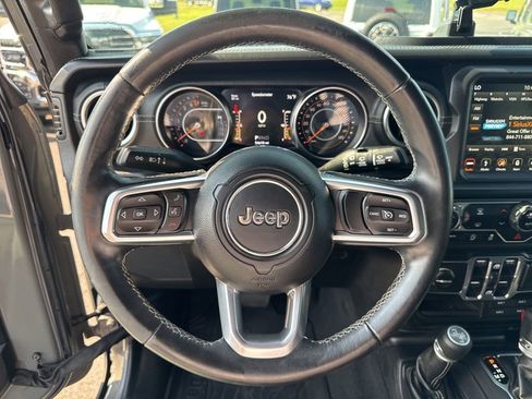Used 2018 Jeep Wrangler Unlimited Sahara w/ Quick Order Package 24M Moab AWD/4WD image 51