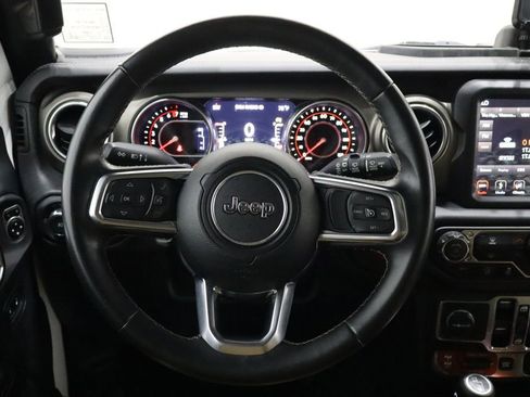 Used 2018 Jeep Wrangler Unlimited Rubicon image 23