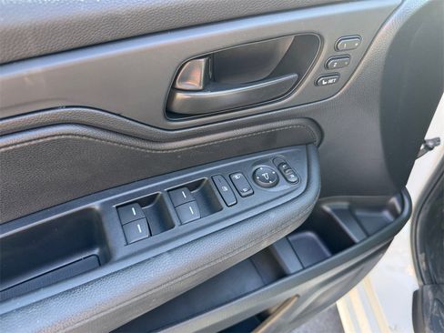 Certified 2025 Honda Odyssey Sport-L image 21