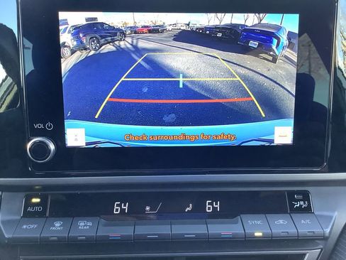 Used 2025 Toyota Camry SE image 24