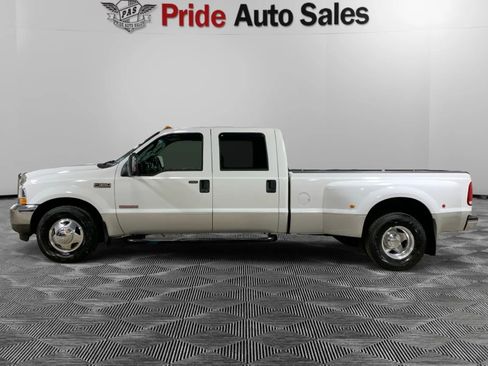 Used 2004 Ford F350 Lariat RWD image 4