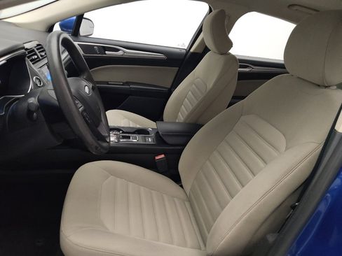 Used 2018 Ford Fusion S image 17