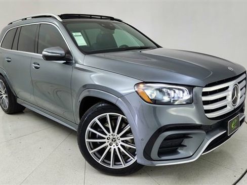 Used 2025 Mercedes-Benz GLS 450 GLS 450 image 95