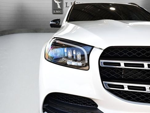 Used 2022 Mercedes-Benz GLS 450 4MATIC image 12