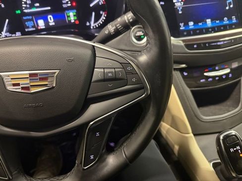 Used 2019 Cadillac XT5 Luxury image 16