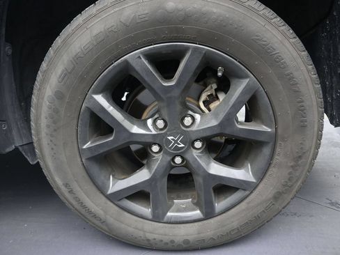 Used 2022 Toyota RAV4 LE FWD image 10