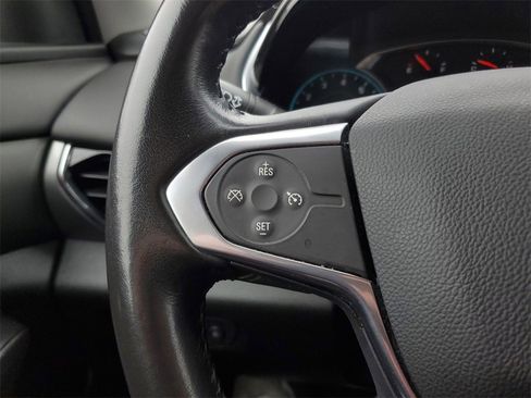 Used 2020 Chevrolet Traverse LT image 27