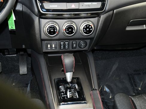 New 2026 Mitsubishi Outlander Sport LE image 13