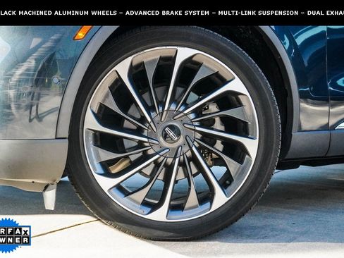 Used 2023 Lincoln Aviator Reserve w/ Equipment Group 201A image 3