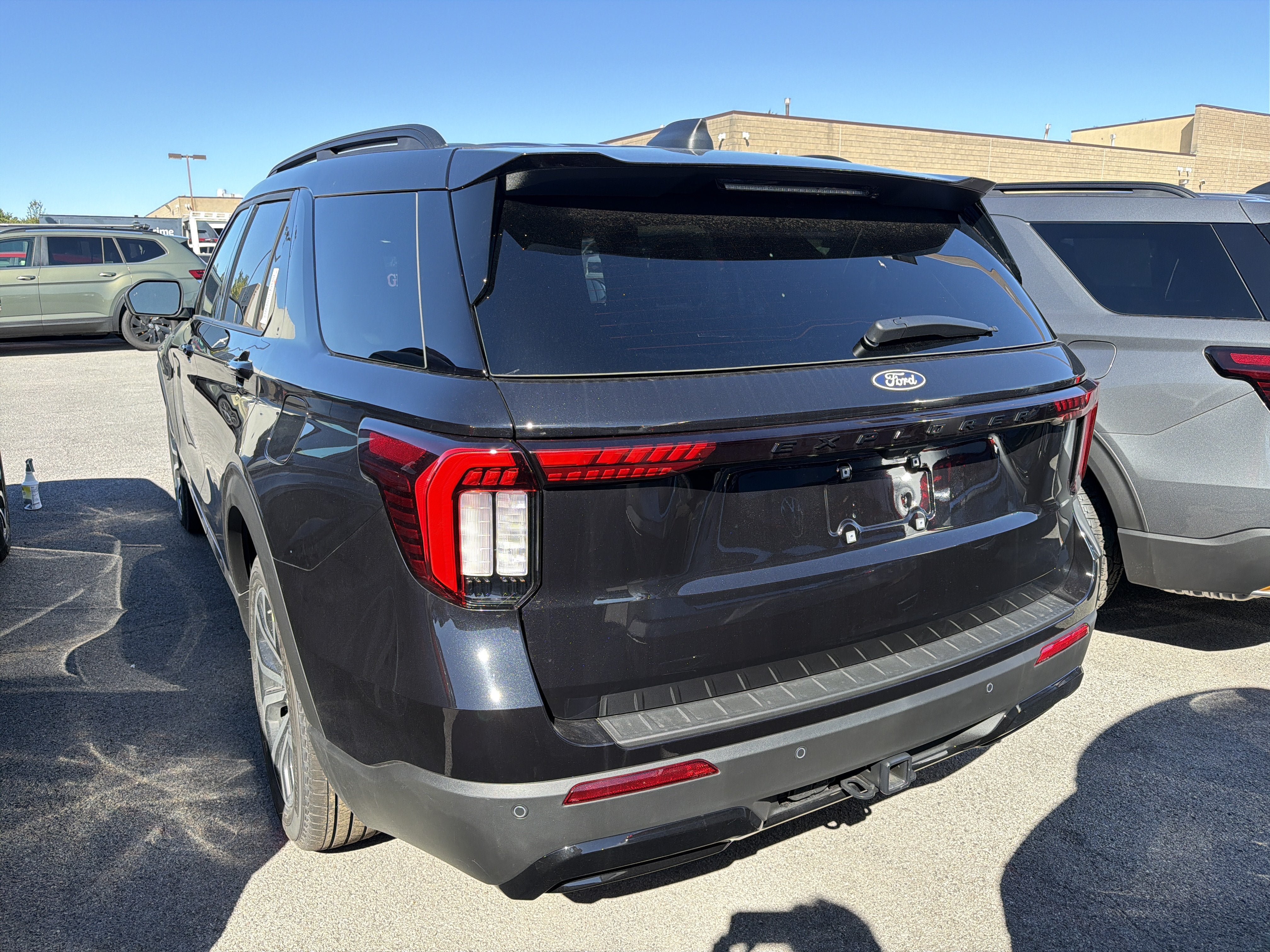 New 2027 Ford Explorer ST-Line AWD/4WD image 5