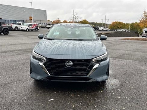 New 2025 Nissan Sentra SV w/ SV Premium Package image 9