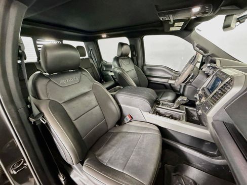 Used 2019 Ford F150 Raptor w/ Equipment Group 802A Luxury AWD/4WD image 22
