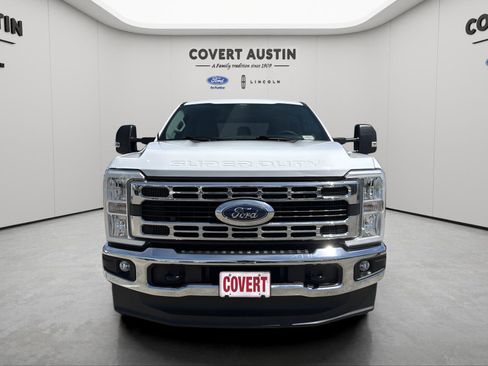 Used 2025 Ford F350 XLT image 8
