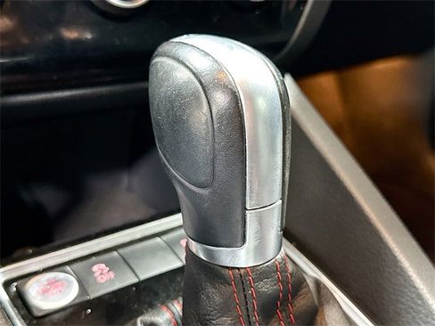 Used 2017 Volkswagen Jetta GLI image 19