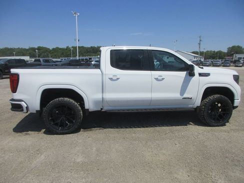 New 2026 GMC Sierra 1500 AT4 w/ AT4 Premium Package AWD/4WD image 3