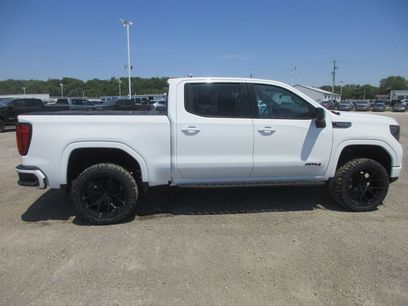 New 2026 GMC Sierra 1500 AT4 w/ AT4 Premium Package