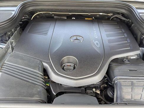 New 2025 Mercedes-Benz GLS 450 4MATIC image 16
