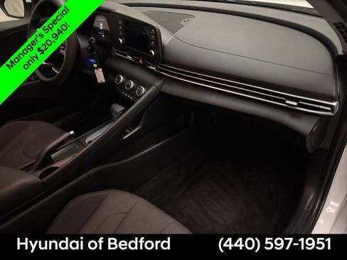 Certified 2026 Hyundai Elantra SE w/ Cargo Package FWD image 22