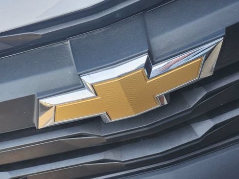 Used 2025 Chevrolet Colorado W/T w/ WT Convenience Package II RWD image 9