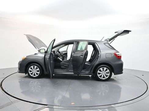 Used 2013 Toyota Matrix L image 34