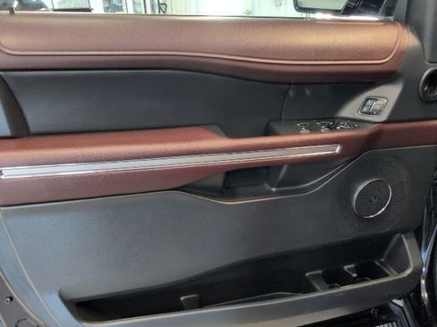 Certified 2024 Ford Expedition Limited image 11