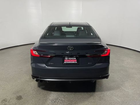 Certified 2025 Toyota Camry SE FWD image 4
