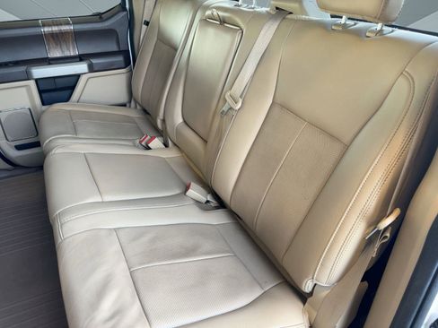 Certified 2019 Ford F150 Lariat w/ Equipment Group 501A Mid image 27