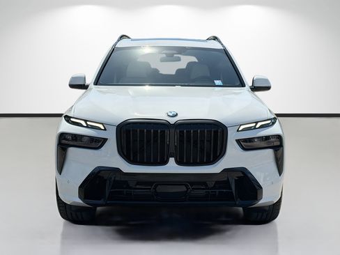 New 2027 BMW X7 xDrive40i w/ Executive Package AWD/4WD image 8