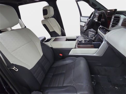 Used 2024 Toyota Sequoia Capstone image 12