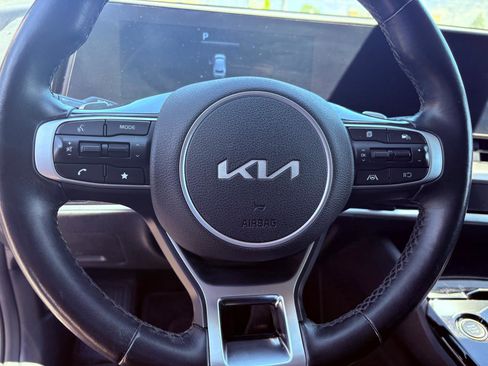 Used 2023 Kia Sportage EX AWD/4WD image 10