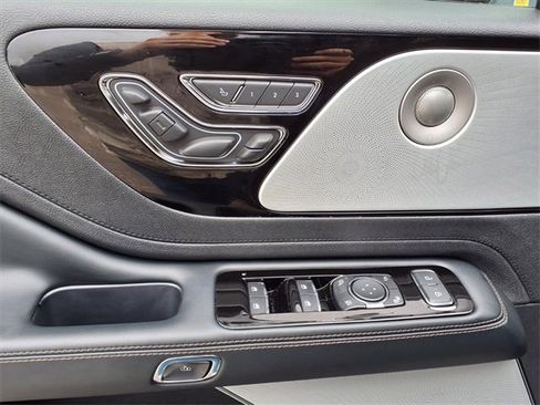 New 2025 Lincoln Aviator Reserve w/ Equipment Group 201A image 9