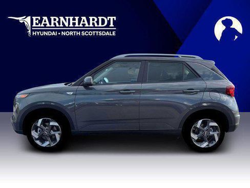 New 2026 Hyundai Venue SEL FWD image 3