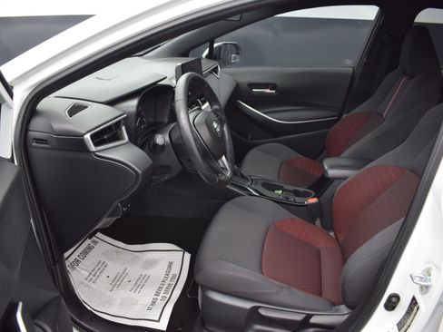Used 2023 Toyota Corolla SE w/ Carpet Mat Package (TMS) FWD image 13