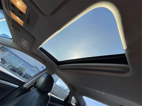 Used 2016 Honda Civic Touring image 16