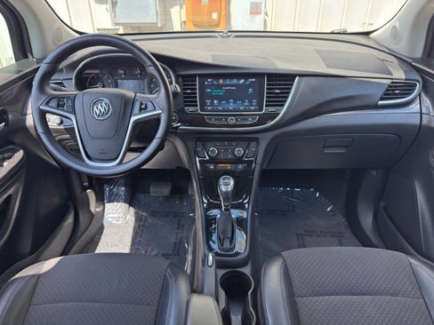 Used 2020 Buick Encore Preferred w/ Safety Package FWD image 11