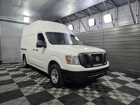 Used 2019 Nissan NV 2500 SV image 4