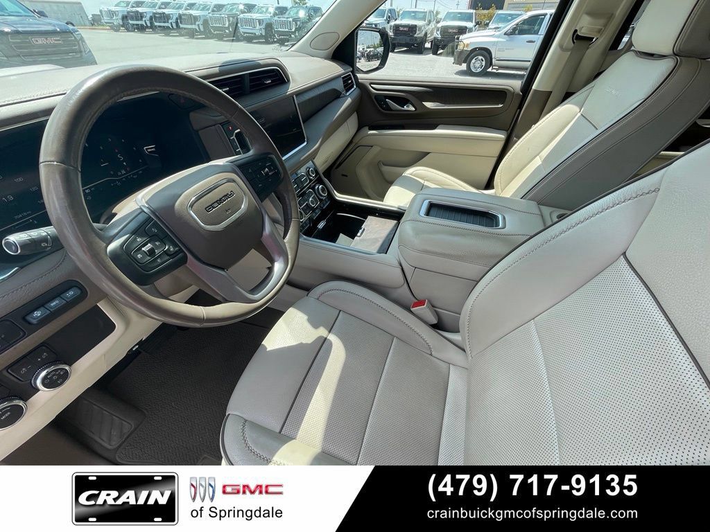 Used 2023 GMC Yukon Denali AWD/4WD image 10