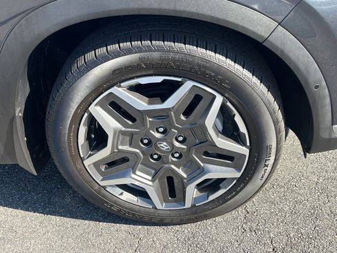 Used 2023 Hyundai Santa Fe Limited image 12