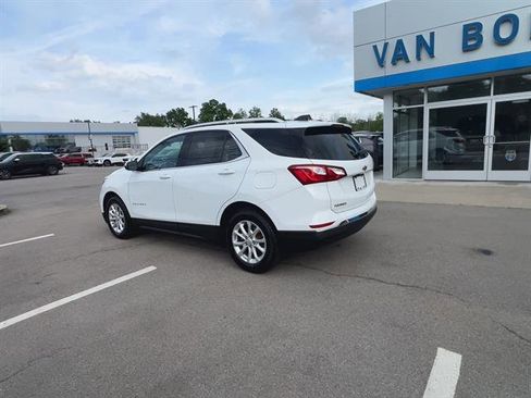 Used 2019 Chevrolet Equinox LT w/ Sun & Navigation Package image 6