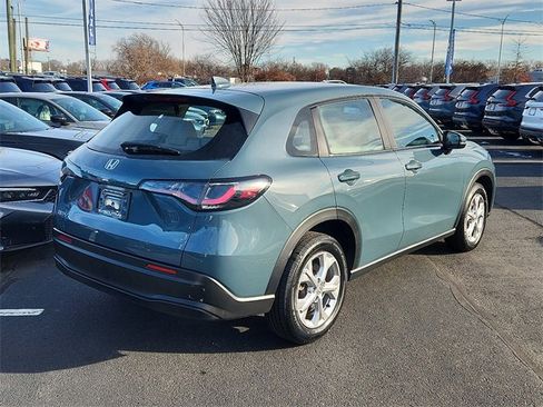 Used 2023 Honda HR-V LX image 6