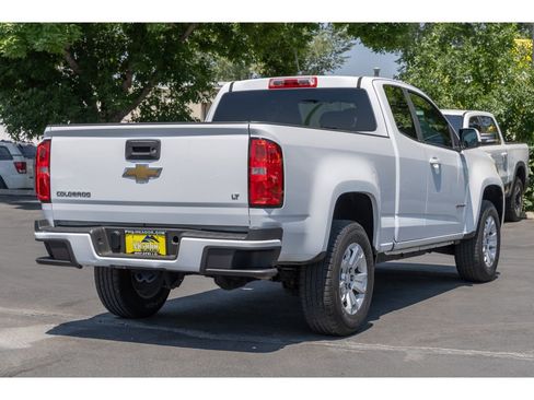 Used 2017 Chevrolet Colorado LT image 3